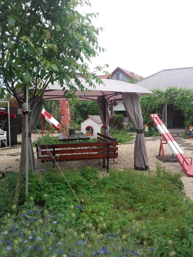 Casa Ellamy Hotel Două Mai Exterior foto