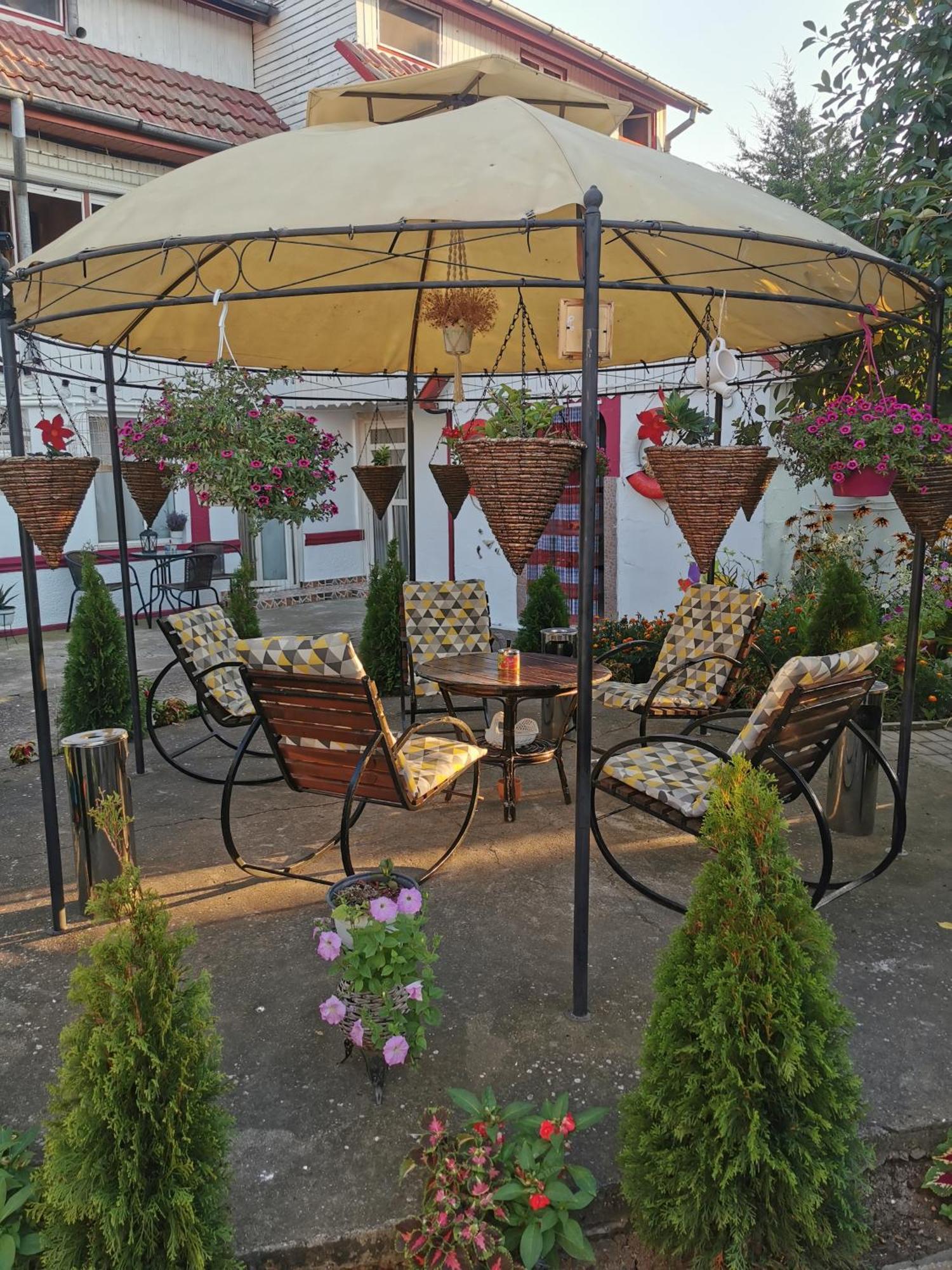 Casa Ellamy Hotel Două Mai Exterior foto